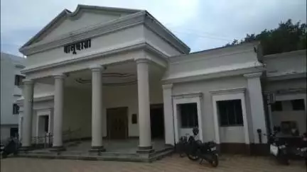 বালুরঘাট: দক্ষিণ দিনাজপুর জেলা দাবা সংস্থার উদ্যোগে গৌড়বঙ্গ ভিত্তিক দুদিনব্যাপী দাবা প্রতিযোগিতা অনুষ্ঠিত হচ্ছে