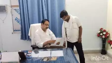 सुपौल: युवा कांग्रेस ने सदर अस्पताल सुपौल में बंद ऑक्सीजन प्लांट को चालू करने के लिए सिविल सर्जन को ज्ञापन दिया