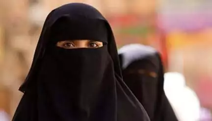 बीमार भाई के लिए मुस्लिम महिला ने भगवान शिव से मांगी मन्नत, भाई के स्वस्थ होने पर मंदिर में चढ़ाया प्रसाद