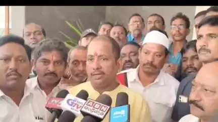 విశాఖపట్నం: GVMC నీటి సరఫరా విభాగం సమ్మె ముగిసినట్లే.. అందరికీ న్యాయం చేస్తాం: మేయర్ పేలా శ్రీనివాసరావు