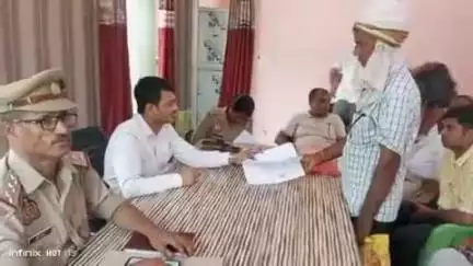 शोहरतगढ़: नायब तहसीलदार की अध्यक्षता में थाना शोहरतगढ़ में थाना समाधान दिवस कार्यक्रम का आयोजन किया गया