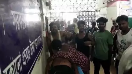 ইসলামপুর: বাইক ও ছোটো গাড়ির সংঘর্ষে মৃত্যু ব্যক্তির
