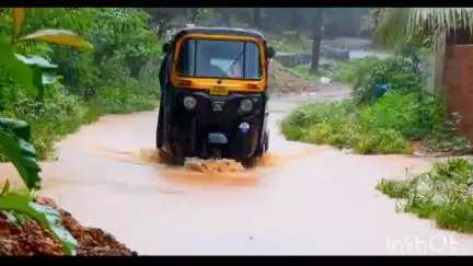 ഏറനാട്: മതിൽ പാരയായി, റോഡിലെ വെള്ളക്കെട്ട് എടവണ്ണ ചളിപ്പാടം നിവാസികൾക്ക് ദുരിതമാകുന്നു #localissue