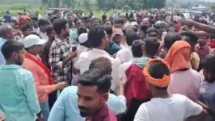 बगोदर: जीटी रोड गोपालडीह के पास एम्बुलेंस और ऑटो की टक्कर में दो की मौत, आधा दर्जन घायल