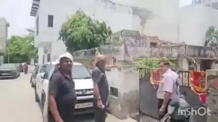पलवल: न्यू कॉलोनी में मकान पर कब्जे को लेकर हुआ बवाल, सरकार और प्रशासन पर मिलीभगत का आरोप