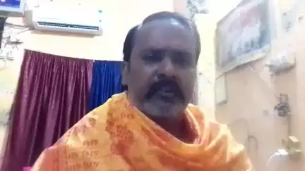 रविवार व मंगलवार को चौराहे पर फूल, धूप, पानी, दीपक, अगरबत्ती, मिठाई चढ़ाने वाले गलत होते है या सही कमेन्ट कर बताएं आप