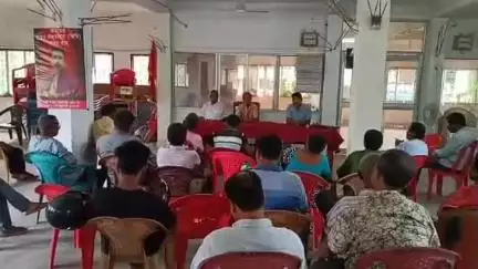 সাব্রুম: পহেলগামে সন্ত্রাসবাদীদের হামলার ঘটনার প্রতিবাদে সিআইটিইউ সাব্রুম মহকুমা অফিসে হলসভা সংগঠিত করা হয়