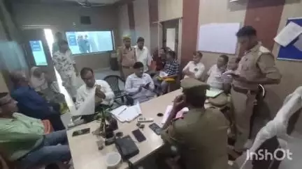 एटा: कोतवाली नगर में आयोजित थाना समाधान दिवस पर तीन शिकायतों को तत्काल निस्तारण के लिए भेजा गया