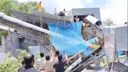 चित्तौड़गढ़: मानपुरा गांव में घुसे भालू का वन विभाग की टीम ने किया सफल रेस्क्यू