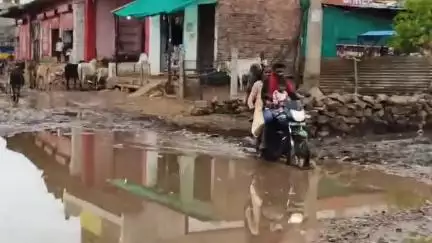 शाहबाद: खटका ग्राम पंचायत में विकास कार्यों की खुली पोल, सड़कों पर फैला कीचड़ व गंदगी #jansamasya