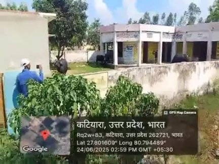#सीतापुर जिले के विकासखंड हरगांव की ग्राम पंचायत कटियार पंचायत भवन बना भैंसों का तबेला