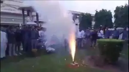 प्रतापगढ़: पीबीपीजी कॉलेज सिटी में अंतरिक्ष यात्री की सफलता पर मनाया गया जश्न, हुई आतिशबाजी और सकुशल वापसी के लिए प्रार्थना