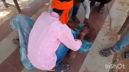 बटियागढ़: बरी कनोरा मार्ग पर बाइक सवार अनियंत्रित होकर गिरे, 2 घायल