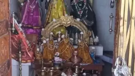 బాల్కొండ: పచ్చల నడుకుడా శ్రీ కోదండ  రామాలయం లో గ్రామాభివృద్ధి కమిటీ ఆధ్వర్యంలో ప్రత్యేక పూజలు