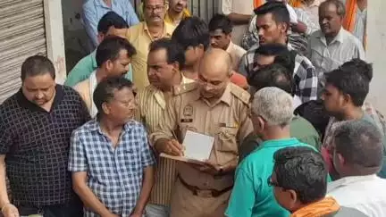 हैदरगढ़: हैदरगढ़ कस्बा निवासी युवक को घर का सामान लेकर जाते समय तेज रफ्तार पिकअप ने मारी जोरदार टक्कर, युवक की हुई मौत