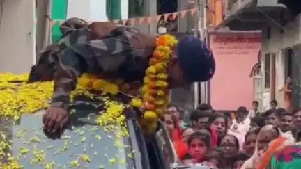 बुरहानपुर नगर: अडगांव में मजदूर के बेटे का अग्निवीर में हुआ चयन, ग्रामीणों ने किया भव्य स्वागत