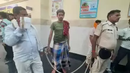 बिहार: बिहार थाना पुलिस ने कल्याणपुर मोहल्ले से 7 लीटर शराब के साथ दो लोगों को गिरफ्तार किया