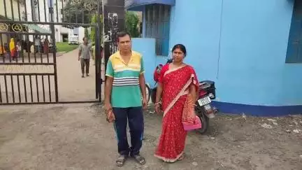 নাকাশিপাড়া: বেথুয়াডহরীতে রথ দেখতে এসে গৃহবধূর পাঁচ হাজার টাকা ছিনতাই, থানায় অভিযোগ দায়ের