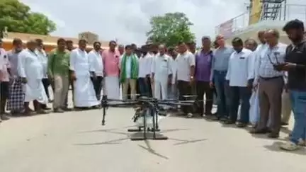 కమలాపురం: కమలాపురం : ఎమ్మెల్యే చైతన్య రెడ్డి ఆధ్వర్యంలో రైతులకు మినుములు, జొన్నల ఉచిత మినీ కిట్స్ పంపిణీ