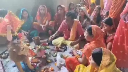 বারাবনী: মা বিপত্তারিণী পুজোর আয়োজন নিয়ামতপুরের বাসন্তী মন্দির, কালী ও মনসা মন্দিরে