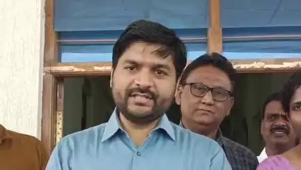 అసిఫాబాద్: ఆసిఫాబాద్ మెడికల్ కళాశాల వసతి గృహాన్ని త్వరలో పూర్తి చేస్తాం: ఆసిఫాబాద్ జిల్లా కలెక్టర్ వెంకటేష్ దోత్రే