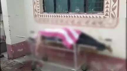 हमीरपुर: सुमेरपुर में नेशनल हाइवे पर कार और टैंकर में हुई टक्कर, एक व्यक्ति की हुई मौत व एक को कानपुर किया गया रेफर