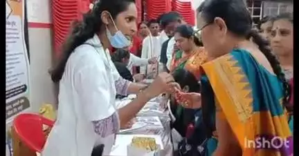 लातूर: श्री जगन्नाथ रथयात्रा निमित्त गुरुमाऊली मल्टीस्पेशलिटी हॉस्पिटलच्या वतीने वसंतराव नाईक चौकात मोफत सर्वरोग निदान शिबिर