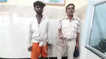बिहार: लहेरी थाना पुलिस ने चोरी के मामले में एक आरोपी को सोहन कुआँ ब्रहा स्थान से गिरफ्तार किया