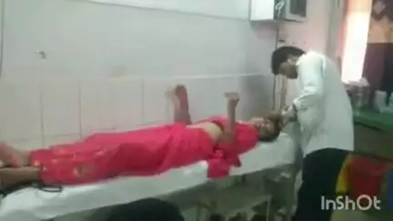 औरैया: कोतवाली क्षेत्र के साई मंदिर के समीप सड़क पार करते समय तेज रफ्तार वाहन ने महिला को मारी टक्कर, अस्पताल में उपचार जारी