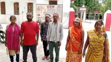 लखीमपुर: फूलपुर में दबंगों ने घर में घुसकर की मारपीट, 5 लोग घायल, पीड़ित ने पुलिस पर हल्की धाराओं में केस दर्ज करने का आरोप लगाया