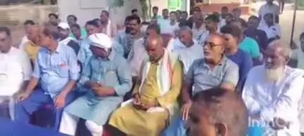 बाराहाट: बाराहाट थाना परिसर में मोहर्रम को लेकर शांति समिति की बैठक आयोजित हुई