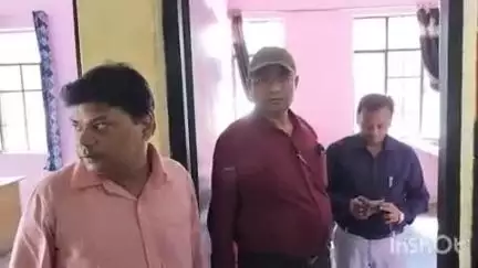 औरैया: दिबियापुर सामुदायिक स्वास्थ्य केंद्र का संयुक्त निदेशक ने किया निरीक्षण, मौके पर अधीक्षक डॉक्टर विजय आनंद रहे मौजूद