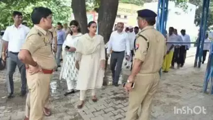 अनूपशहर: अहार के अंबकेश्वर महादेव मंदिर और कांवड़ यात्रा मार्ग का डीएम और एसएसपी ने किया निरीक्षण