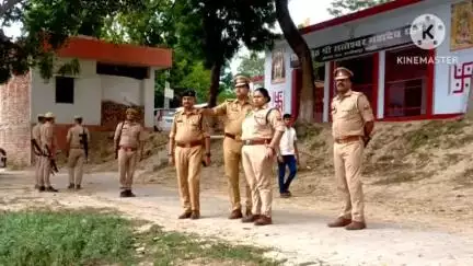 मुसाफिरखाना: आगामी त्यौहार मोहर्रम के दृष्टिगत पुलिस अधीक्षक ने जगदीशपुर कस्बे का भ्रमण कर जुलूस मार्ग का किया निरीक्षण