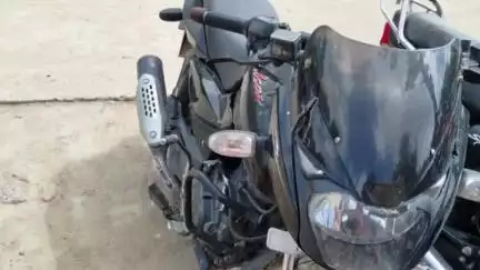सिवान: सिवान के गोरेयाकोठी में अवैध हथियार और चोरी की बाइक के साथ दो युवक गिरफ्तार