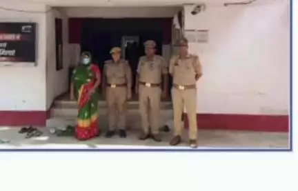 सुल्तानपुर: सुल्तानपुर के कुड़वार में घरेलू विवाद में जेठानी ने देवरानी की गला दबाकर हत्या की, पुलिस ने किया गिरफ्तार