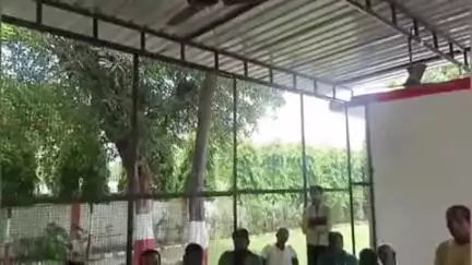 बुलंदशहर: औरंगाबाद में थाना समाधान दिवस का आयोजन, अधिकारियों ने लोगों की समस्याएं सुनीं