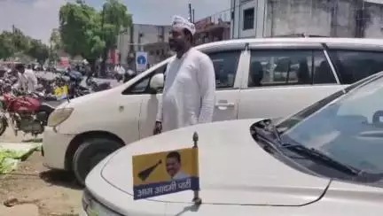 डुमरियागंज: आम आदमी पार्टी के बौद्ध प्रांत के प्रदेश अध्यक्ष इं0 इमरान लतीफ का बयान, सरकार पाठशाला खोलने की बजाय मधुशाला खोल रही है