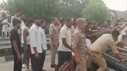 सोहावल: चिर्रा जगनपुर के पास तेज रफ्तार स्कार्पियो पलटी, दो लोगों की मौत और तीन घायल