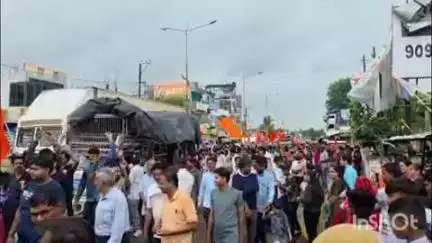બાલાસિનોર: બાલાસિનોર શહેરમાં આજરોજ રથયાત્રા યોજાઈ ભક્તોનું ઘોડાપુર ઉમટ્યું