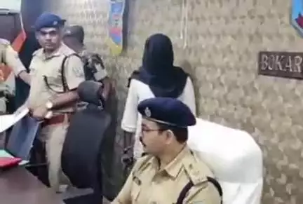 चास: अवैध मिनी गन फैक्ट्री मामले में बोकारो पुलिस ने 4 लोगों को किया गिरफ्तार