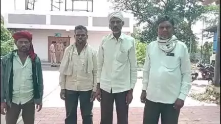 बुरहानपुर नगर: डालमोह में कीटनाशक दवा का सेवन करने वाले व्यक्ति ने जिला अस्पताल में उपचार के दौरान तोड़ा दम, जांच शुरू