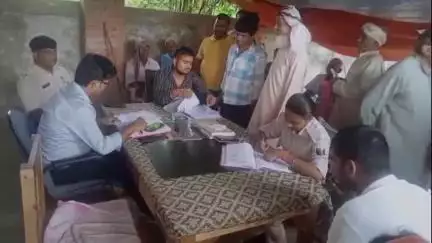 सिसवन: सिसवन थाना परिसर में जनता दरबार का आयोजन