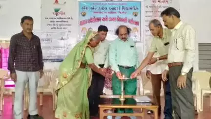 નડિયાદ: ધારાસભ્ય શ્રી પંકજભાઈ દેસાઈની ઉપસ્થિતિમાં આંકડોલ એસ એન પટેલ હાઇસ્કુલમાં શાળા પ્રવેશોત્સવ ઉજવાયો