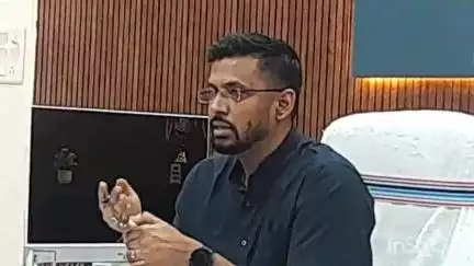 अरवल: चुनाव आयोग के निर्देश पर जिलाधिकारी ने की प्रेस वार्ता, मतदाताओं को दी ये अहम जानकारियां