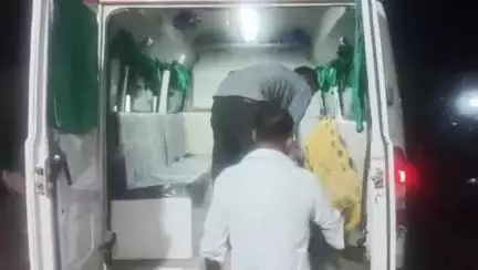 सरीला: करौंदी गांव में विवाद के चलते दबंग ने कुल्हाड़ियों से हमला कर युवक को मरणासन्न किया, सीएचसी से मेडिकल कॉलेज किया रेफर