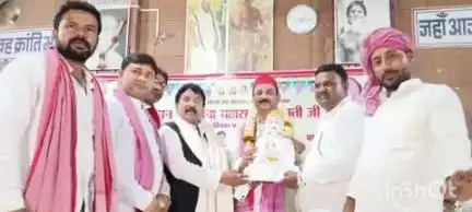 बलिया: बापू भवन टाउन हाल में सपा के प्रदेश अध्यक्ष ने कहा, हमारी सरकार बनते ही गोंड समाज का जाति प्रमाण पत्र आसानी से बन जाएगा