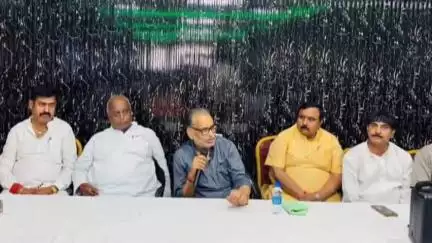 मोतिहारी: मोतिहारी के एक निजी होटल में भाजपा के आगामी कार्यक्रम को लेकर बैठक संपन्न हुई