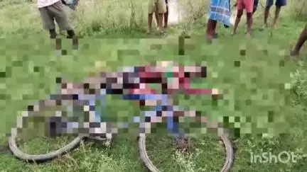 রায়না ২: মাঠে কাজে এসে বাড়ি ফেরার পথে বজ্রপাতে মৃত্যু হল মাঠের মধ্যেই এক ব্যক্তির মাধবদিহি থানার আতাপুরের মাঝি পাড়া এলাকায়