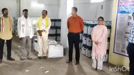 ఈ.వి.ఎం.ల గోడౌన్ లను తనిఖీ చేసిన జిల్లా కలెక్టర్ ఎస్. శ్యాం ప్రసాద్